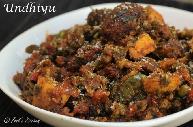 Undhiyu Recipe | Traditional Gujarati Undhiyu Recipe | Gujarati Winter special Mix Vegetable Casserole Recipe