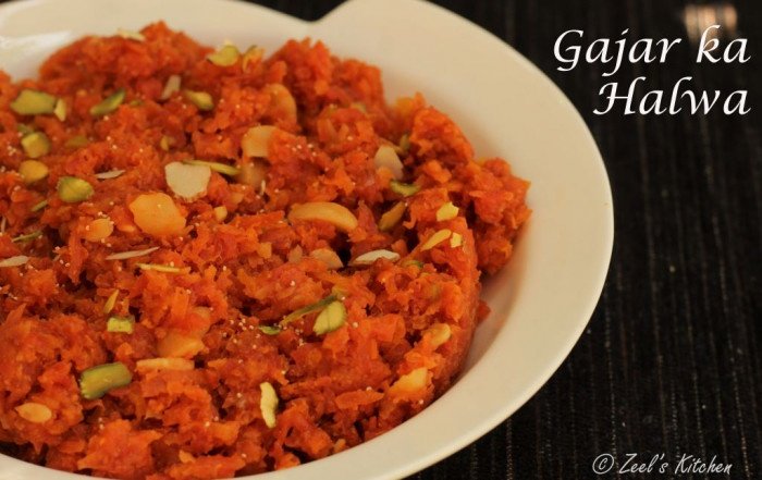 Gajar Ka Halwa | Carrot Halwa | Indian Carrot Pudding Recipe